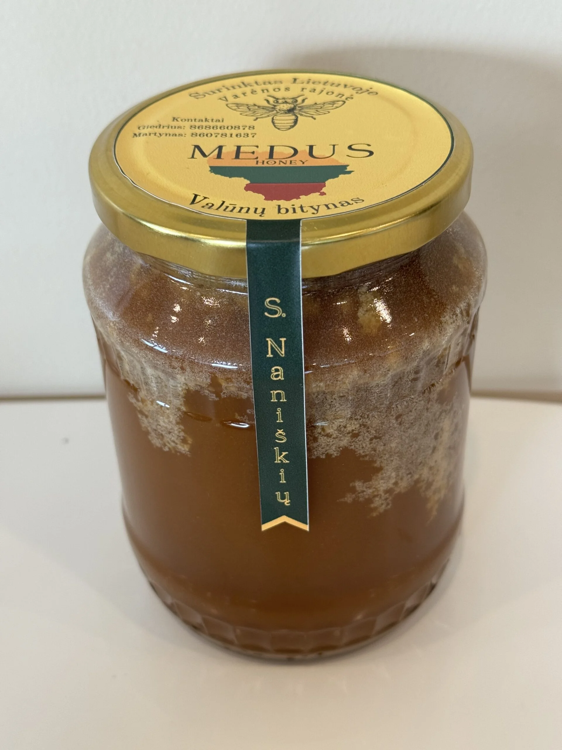 Pavasario ir grikių medus 1 kg 2 Grikių_medus_Bičių_produktai_Bičių_žiedadulkės_Valūnų_Bitynas