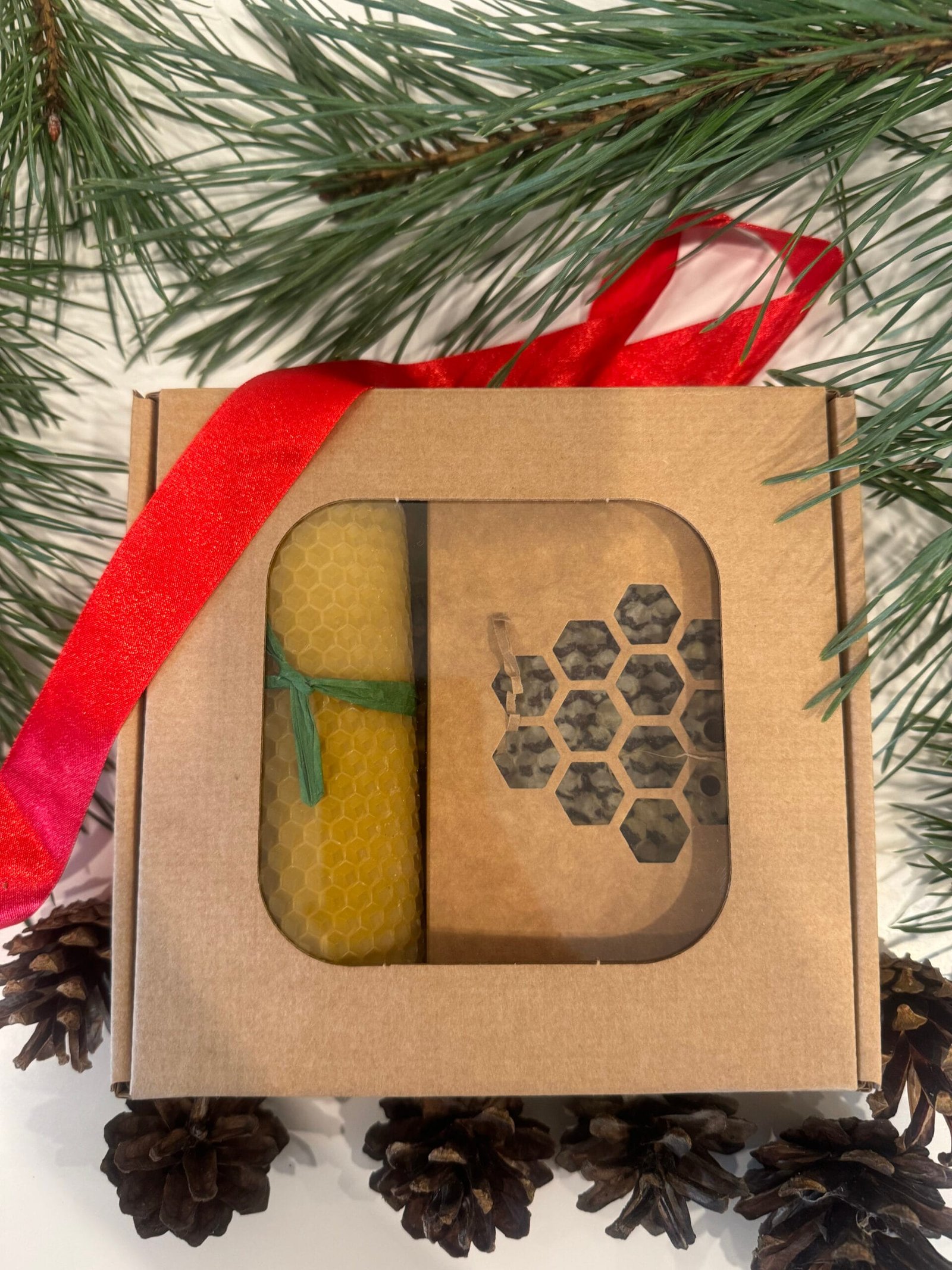 Valūnų_bitynas_Dzūkijos_medus_Miško_medus_Bičių_vaško_žvakės_Dovanėlės_Grikių_medus_žiedadulkės_natūralios_dovanos_kalėdinės_dovanos