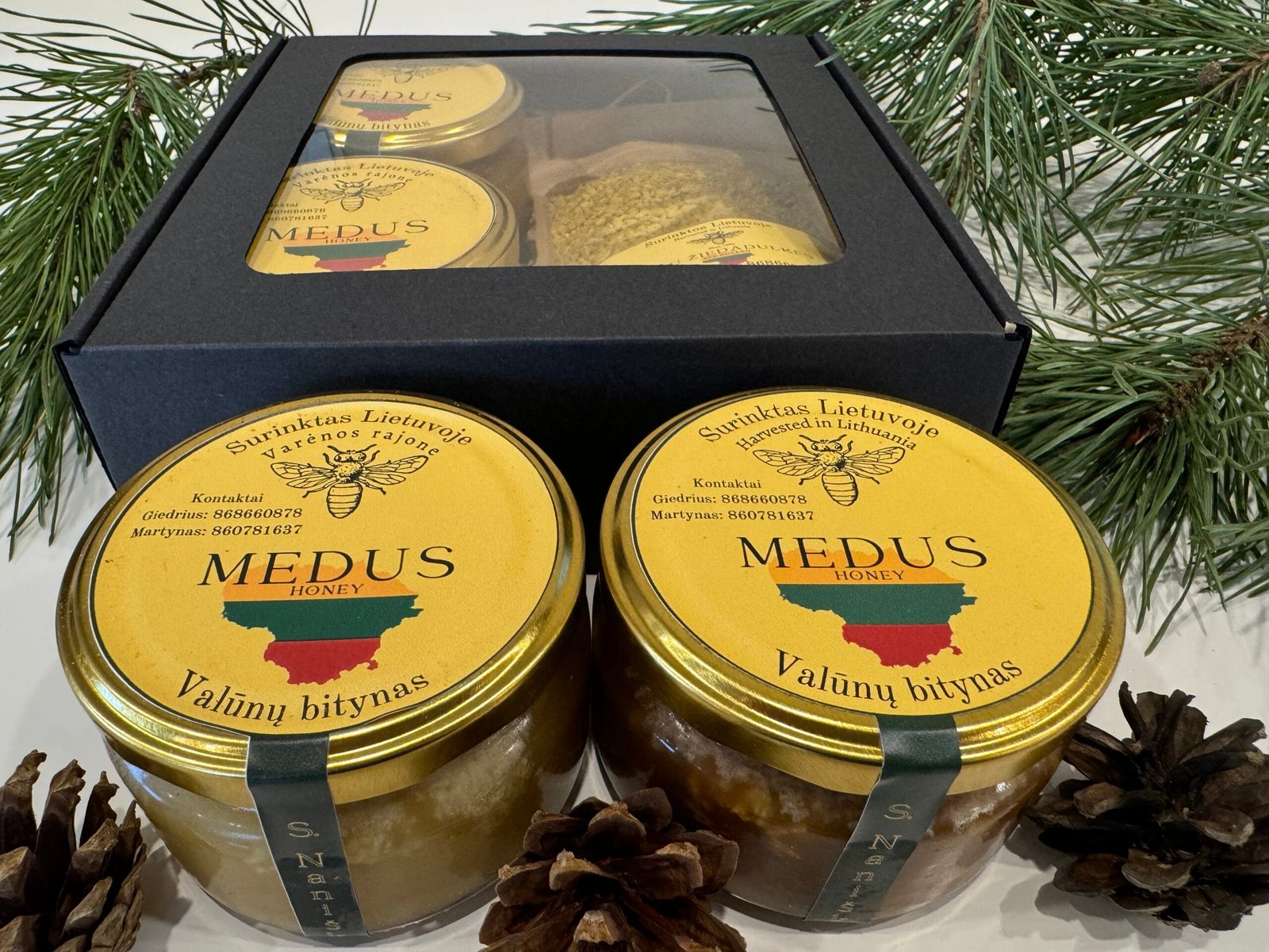 Valunu_bitynas_Dzukijos_medus_Misko_medus_Biciu_vasko_zvakes_Dovaneles_Grikiu_medus_ziedadulkes_naturalios_dovanos_kaledines_dovanos