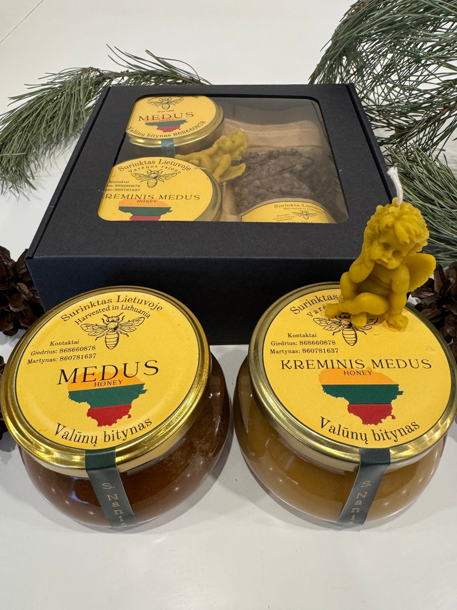 Valunu_bitynas_Dzukijos_medus_Misko_medus_Biciu_vasko_zvakes_Dovaneles_Grikiu_medus_ziedadulkes_naturalios_dovanos_kaledines_dovanos_medaus_dovanos