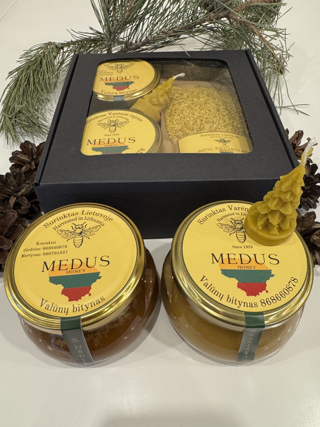 Valunu_bitynas_Dzukijos_medus_Misko_medus_Biciu_vasko_zvakes_Dovaneles_Grikiu_medus_ziedadulkes_naturalios_dovanos_kaledines_dovanos_medaus_dovanos