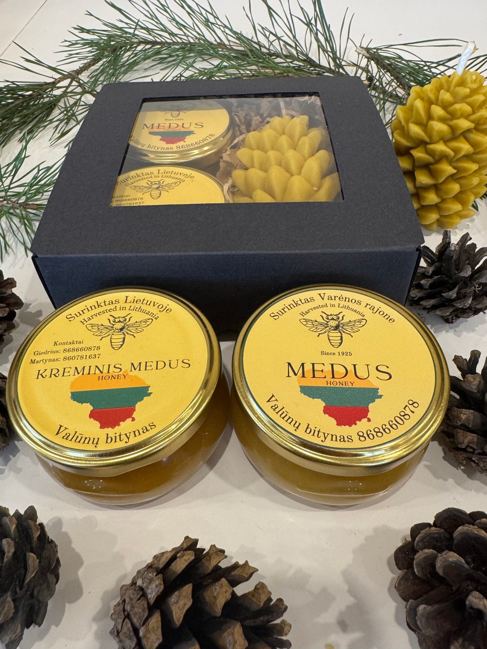 Valunu_bitynas_Dzukijos_medus_Misko_medus_Biciu_vasko_zvakes_Dovaneles_Grikiu_medus_ziedadulkes_naturalios_dovanos_kaledines_dovanos_medaus_dovanos