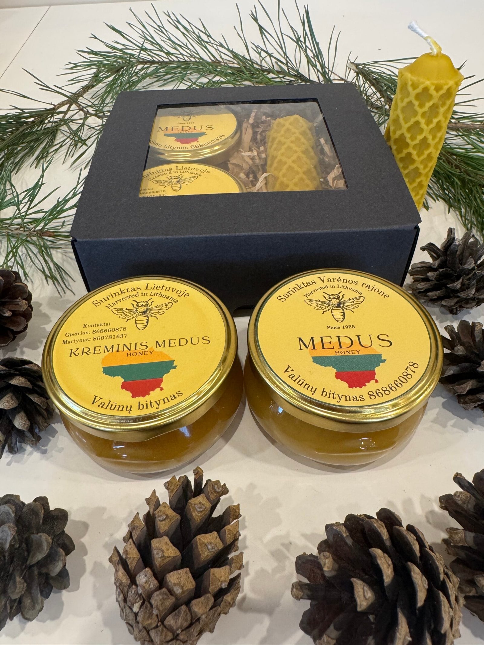 Valunu_bitynas_Dzukijos_medus_Misko_medus_Biciu_vasko_zvakes_Dovaneles_Grikiu_medus_ziedadulkes_naturalios_dovanos_kaledines_dovanos_medaus_dovanos